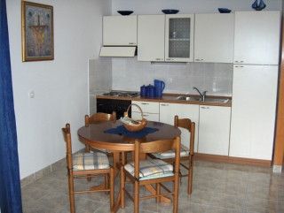 Wohnung Mirela in Prigradica 3
