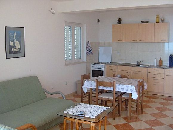 Wohnung Mila 4+1 in Makarska 2