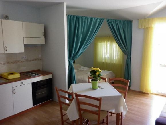 Wohnung Brnistra in Okrug Gornji 2