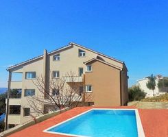 6 Personen Apartment  in Omis mit Meerblick