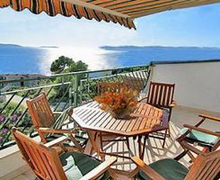 Ferienwohnung Apartman br. 1 in Okrug Gornji