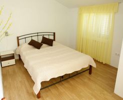 Ferienwohnung  in Okrug Gornji