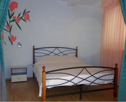 Ferienwohnung Oleandar in Okrug Gornji