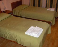 Split Twin-Zimmer für 2 in kleinen Hotels